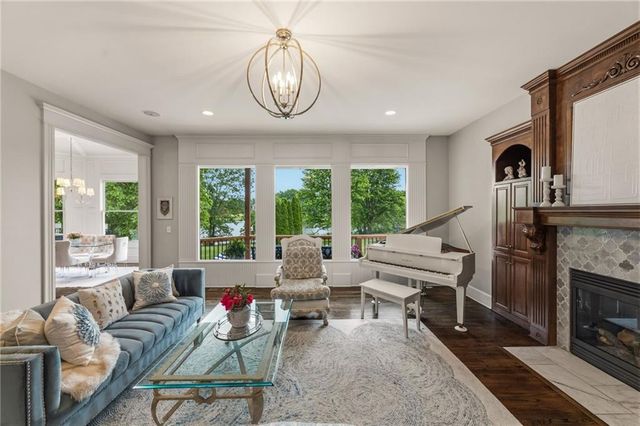 14645 S Caenen Lane, Olathe, KS 66062