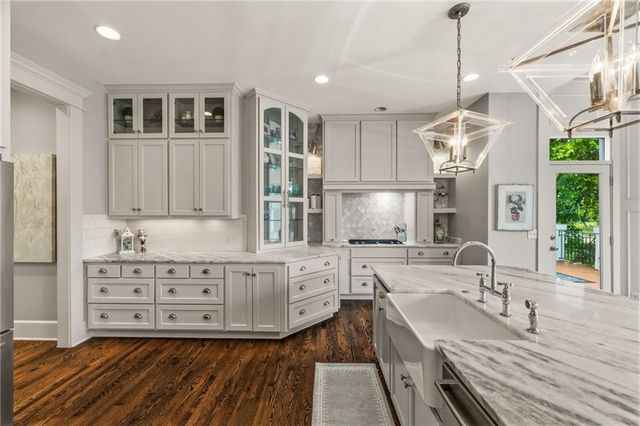 14645 S Caenen Lane, Olathe, KS 66062