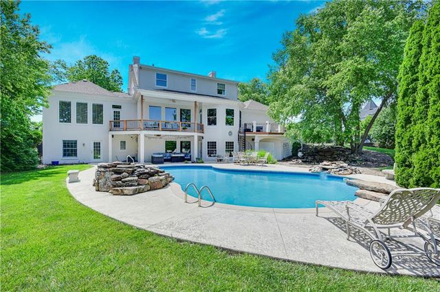 14645 S Caenen Lane, Olathe, KS 66062