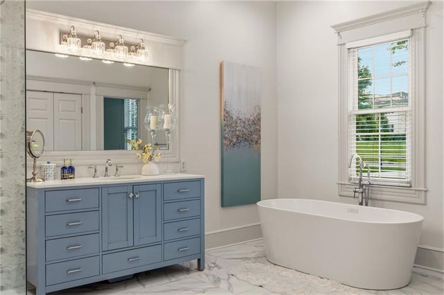 14645 S Caenen Lane, Olathe, KS 66062