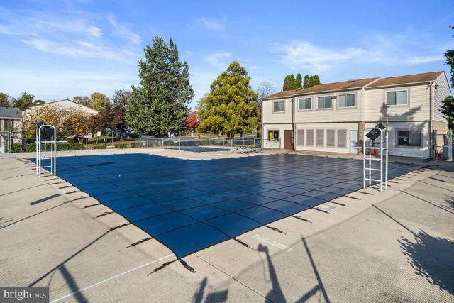 2420 SUN VALLEY CIR #6-EF, Silver Spring, MD 20906