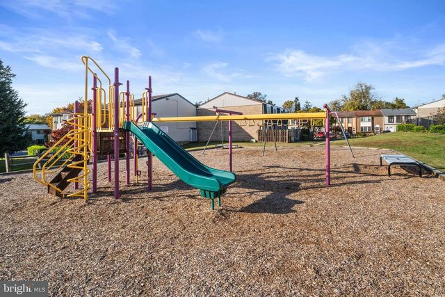 2420 SUN VALLEY CIR #6-EF, Silver Spring, MD 20906