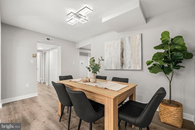 2420 SUN VALLEY CIR #6-EF, Silver Spring, MD 20906