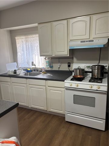 602 S Dallas, North Of Forbes, PA 15217