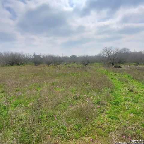 9805 Elmendorf LaVernia Rd, San Antonio, TX 78223