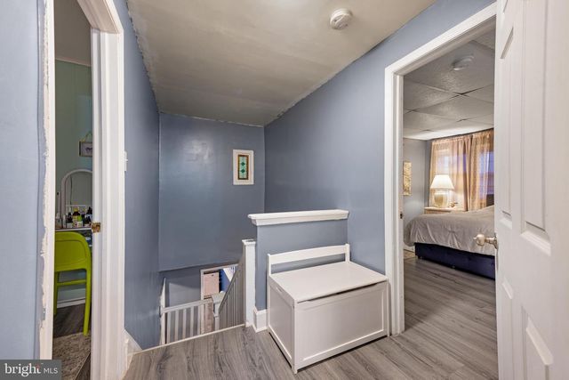 39 E 2ND AVE, Runnemede, NJ 08078