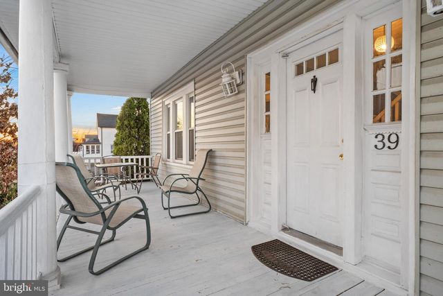 39 E 2ND AVE, Runnemede, NJ 08078