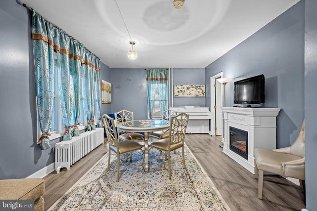 39 E 2ND AVE, Runnemede, NJ 08078