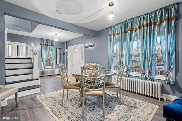 39 E 2ND AVE, Runnemede, NJ 08078