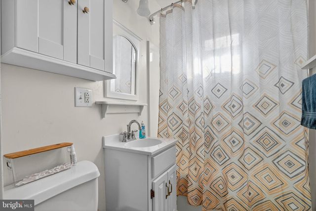 7363 ANDREWS LN, Chincoteague Island, VA 23336