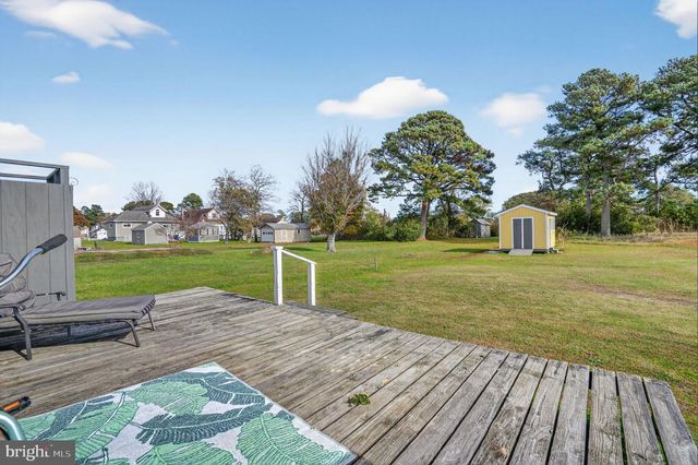 7363 ANDREWS LN, Chincoteague Island, VA 23336