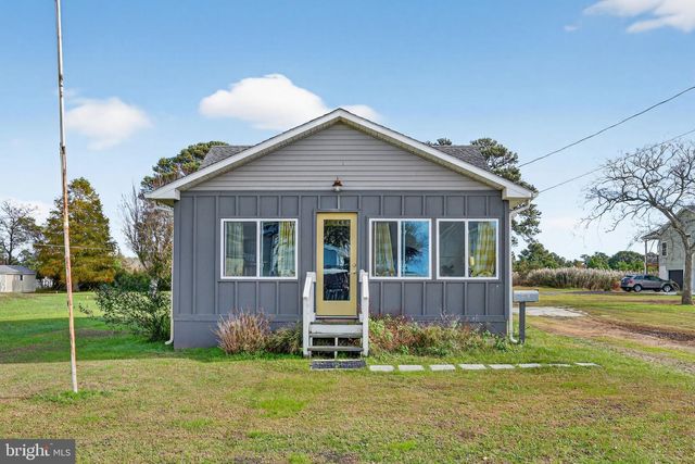 7363 ANDREWS LN, Chincoteague Island, VA 23336
