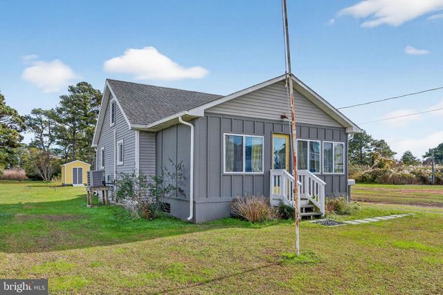 7363 ANDREWS LN, Chincoteague Island, VA 23336