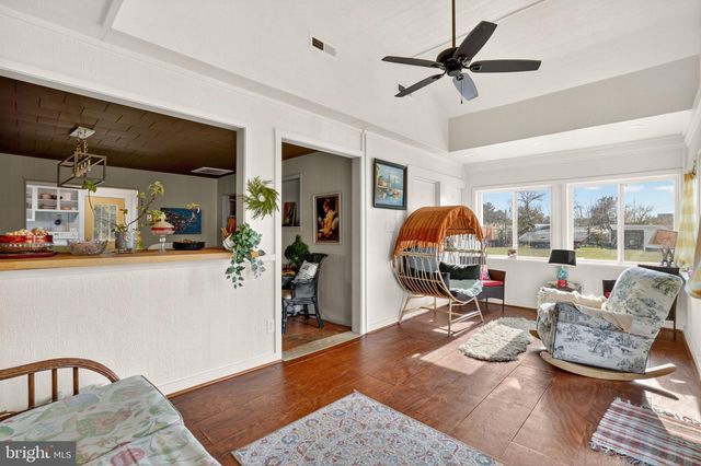 7363 ANDREWS LN, Chincoteague Island, VA 23336