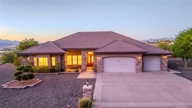 1805 Stovall Street, Bullhead City, AZ 86442