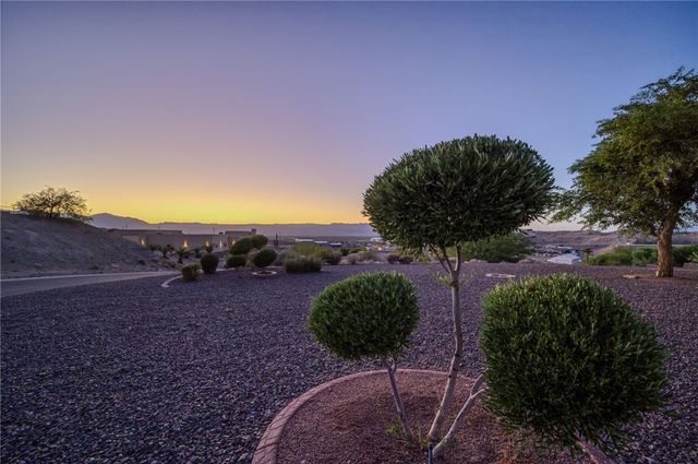 1805 Stovall Street, Bullhead City, AZ 86442