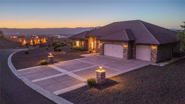 1805 Stovall Street, Bullhead City, AZ 86442