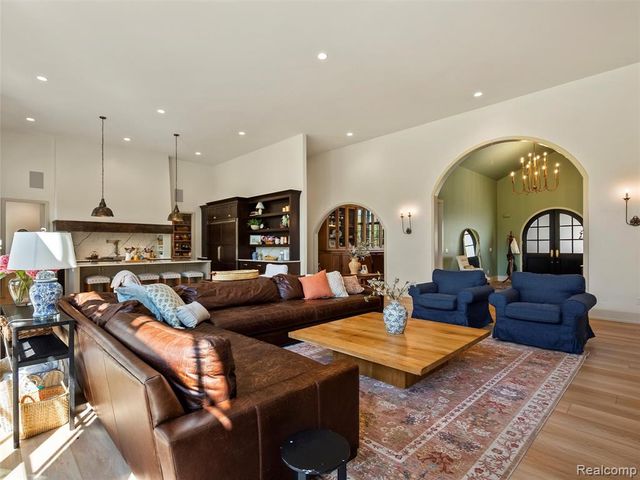 8799 S Rushton Road, South Lyon, MI 48178