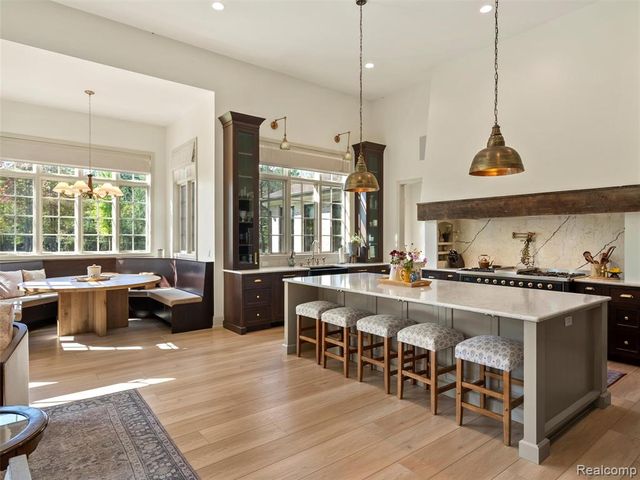 8799 S Rushton Road, South Lyon, MI 48178