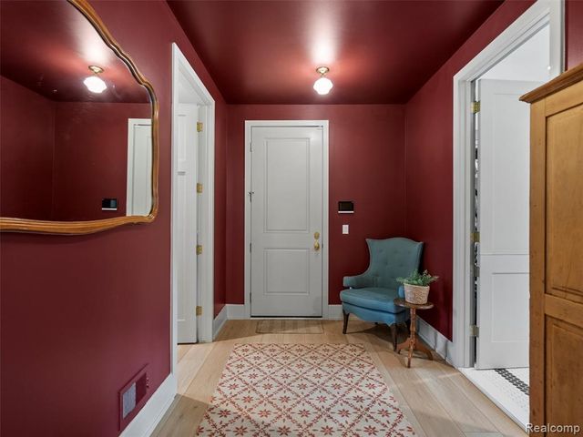 8799 S Rushton Road, South Lyon, MI 48178