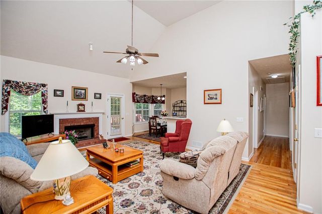 1294 Windsor Glen Drive, Douglasville, GA 30134