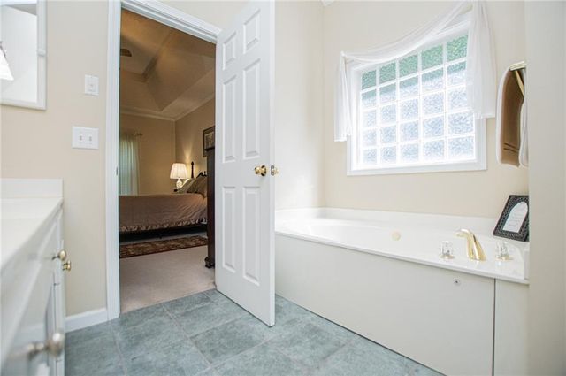 1294 Windsor Glen Drive, Douglasville, GA 30134