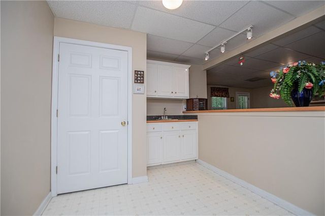 1294 Windsor Glen Drive, Douglasville, GA 30134