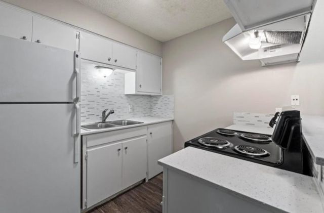 4510 Duval ST 102, Austin, TX 78751