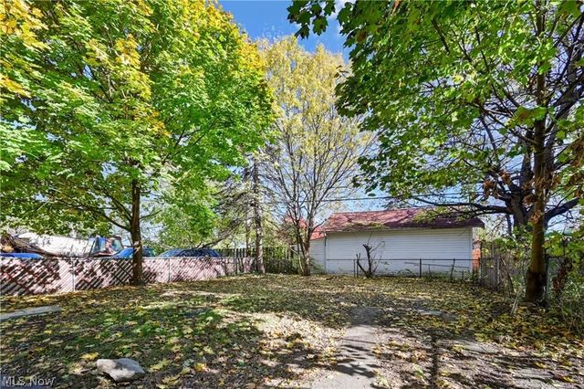 3149 W 103rd Street, Cleveland, OH 44111