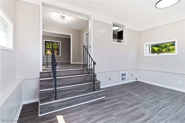 12904 Brookfield Avenue, Cleveland, OH 44135