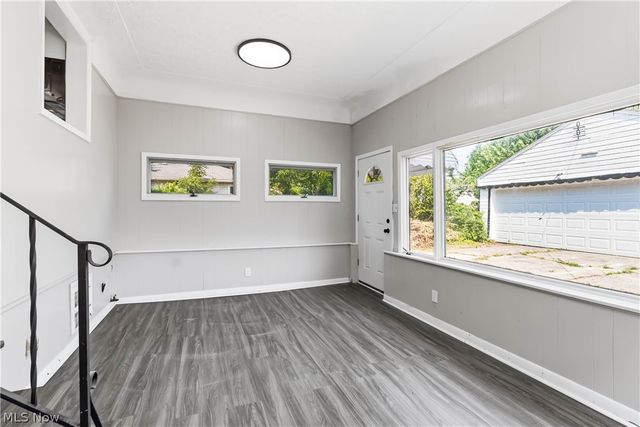 12904 Brookfield Avenue, Cleveland, OH 44135