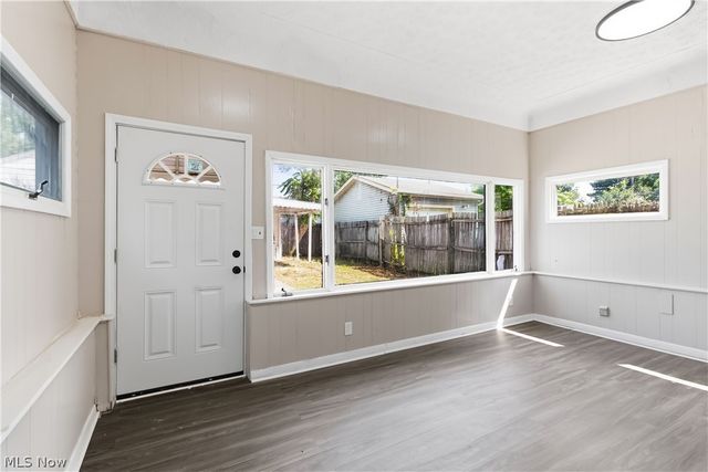 12904 Brookfield Avenue, Cleveland, OH 44135