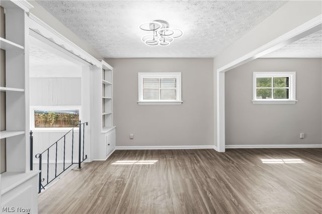 12904 Brookfield Avenue, Cleveland, OH 44135