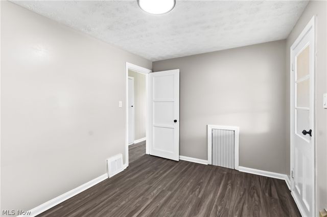 12904 Brookfield Avenue, Cleveland, OH 44135