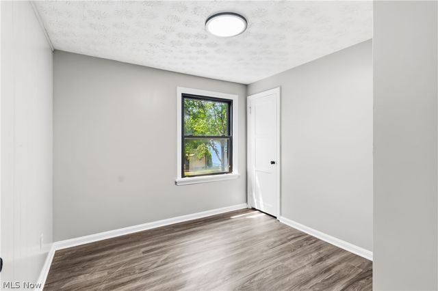 12904 Brookfield Avenue, Cleveland, OH 44135