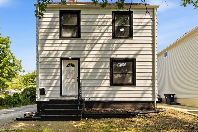 12904 Brookfield Avenue, Cleveland, OH 44135