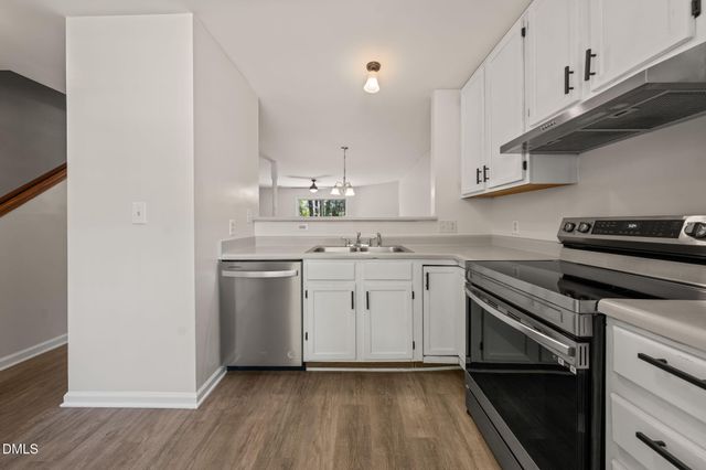5551 Fieldcross Court, Raleigh, NC 27610