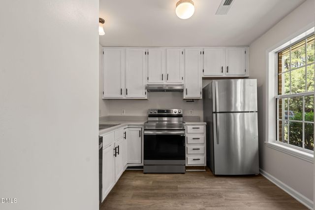 5551 Fieldcross Court, Raleigh, NC 27610