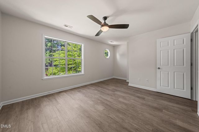 5551 Fieldcross Court, Raleigh, NC 27610
