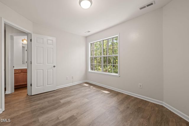 5551 Fieldcross Court, Raleigh, NC 27610