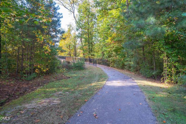 5551 Fieldcross Court, Raleigh, NC 27610