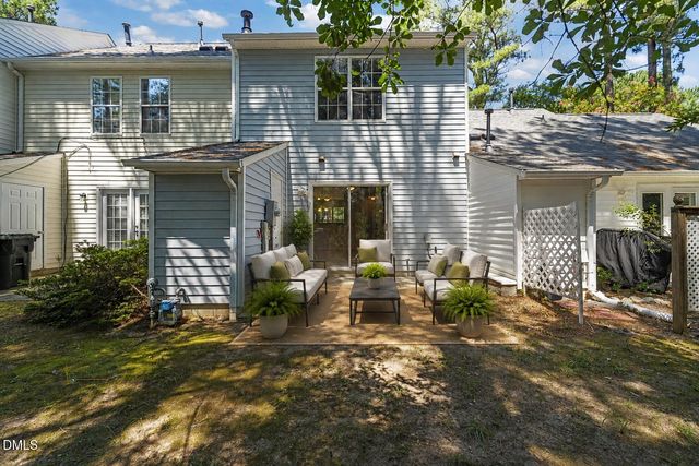 5551 Fieldcross Court, Raleigh, NC 27610