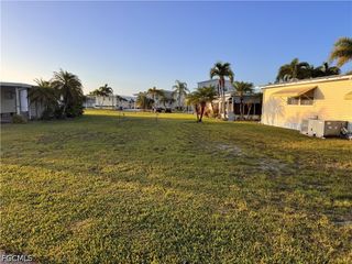 178 Orange Harbor DR, Fort Myers, FL 33905