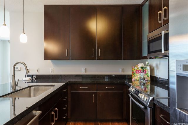 1189 Waimanu Street 2806, Honolulu, HI 96814