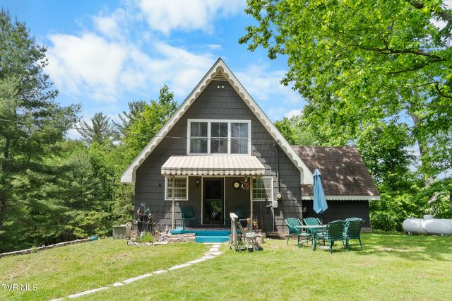 929 Noah Snyder Road, Mountain City, TN 37683