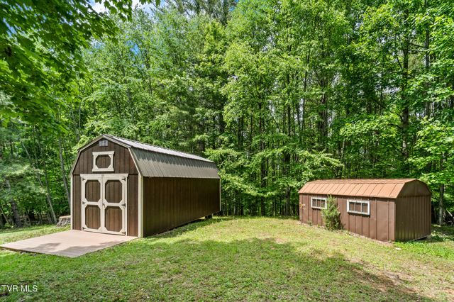 929 Noah Snyder Road, Mountain City, TN 37683