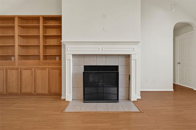 4014 Redwood Arbor Lane, Fresno, TX 77545