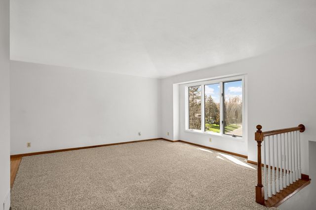 2916 Frank Street, Maplewood, MN 55109