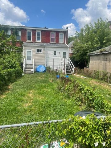 815 10th St, Mckees Rocks, PA 15136
