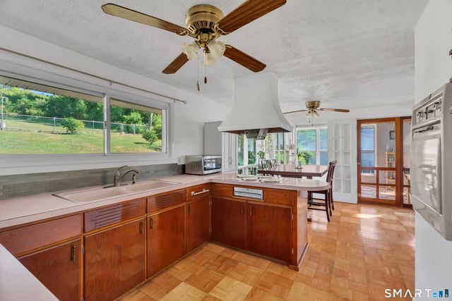 449 Brushy Plain Road, Branford, CT 06405